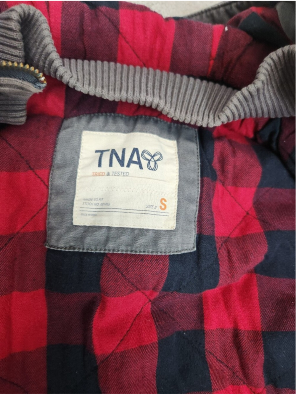 ASO Bella Swan Twilight Grey Hooded Jacket Red Plaid Interior Sz S Y2K As Seen - Picture 7 of 14
